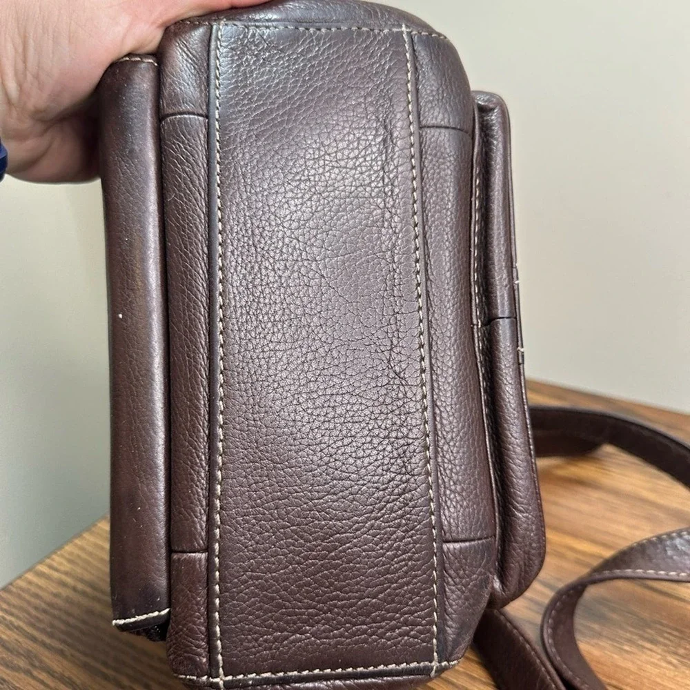 Fossil‎ Shoulder Bag in Brown Leather with Silver Hardware